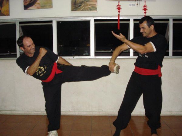 CURSO DE KUNG FU FORMAÇÃO DE INSTRUTOR AKISBAc/certficado