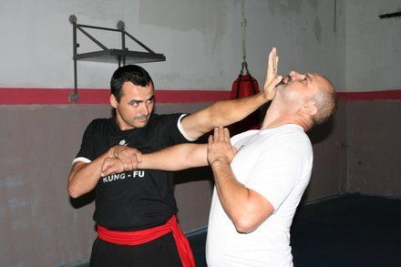 CURSO DE KUNG FU FORMAÇÃO DE INSTRUTOR AKISBAc/certficado