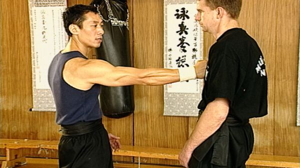 Mestre Wai-Po Tang Curso de Wing Chun C/Certifica é Brinde
